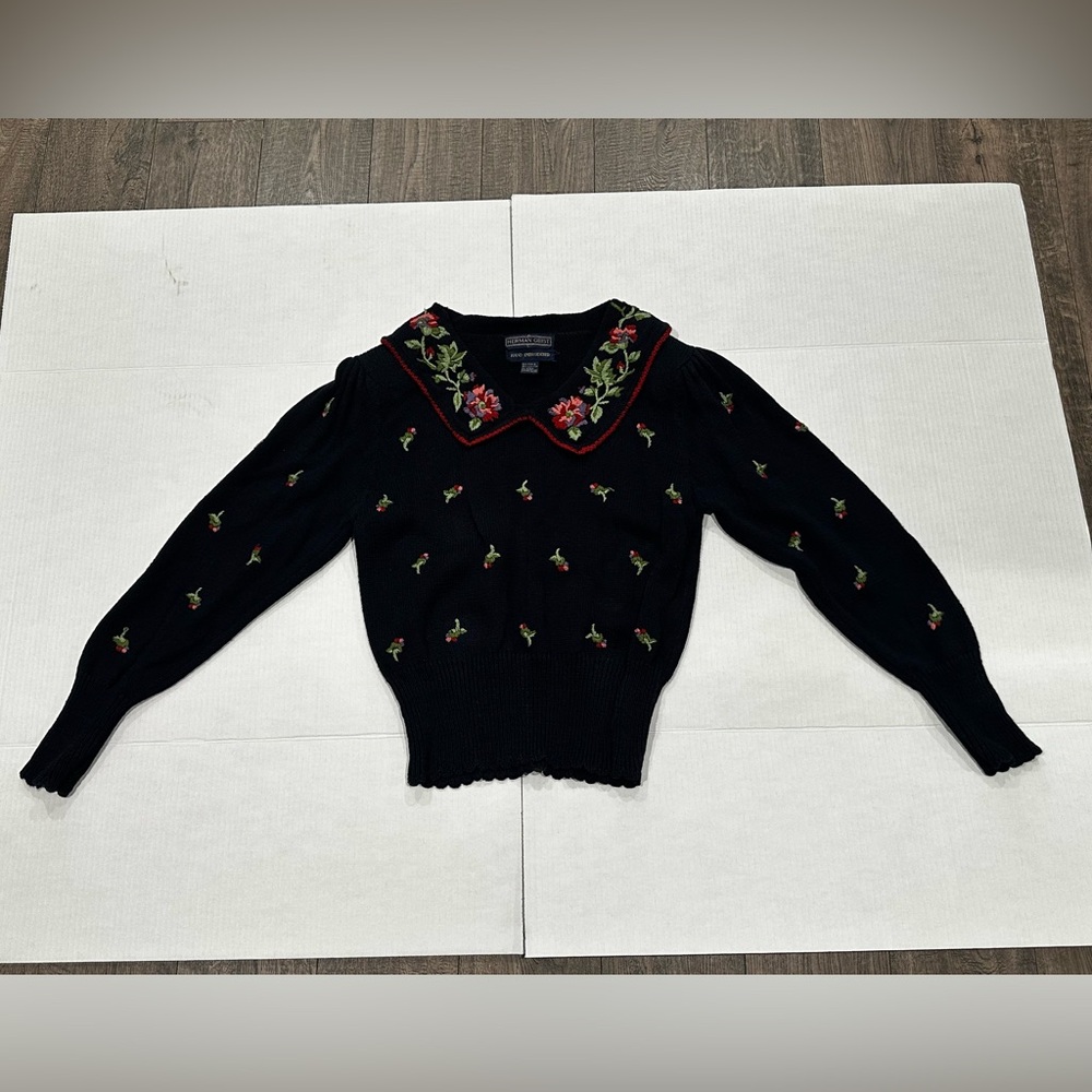 Hernan Geist Hand Embroidered Flowers Dark Blue Sweater
